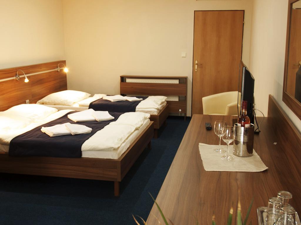 Penzion Fortune Dunajská Streda Quarto foto